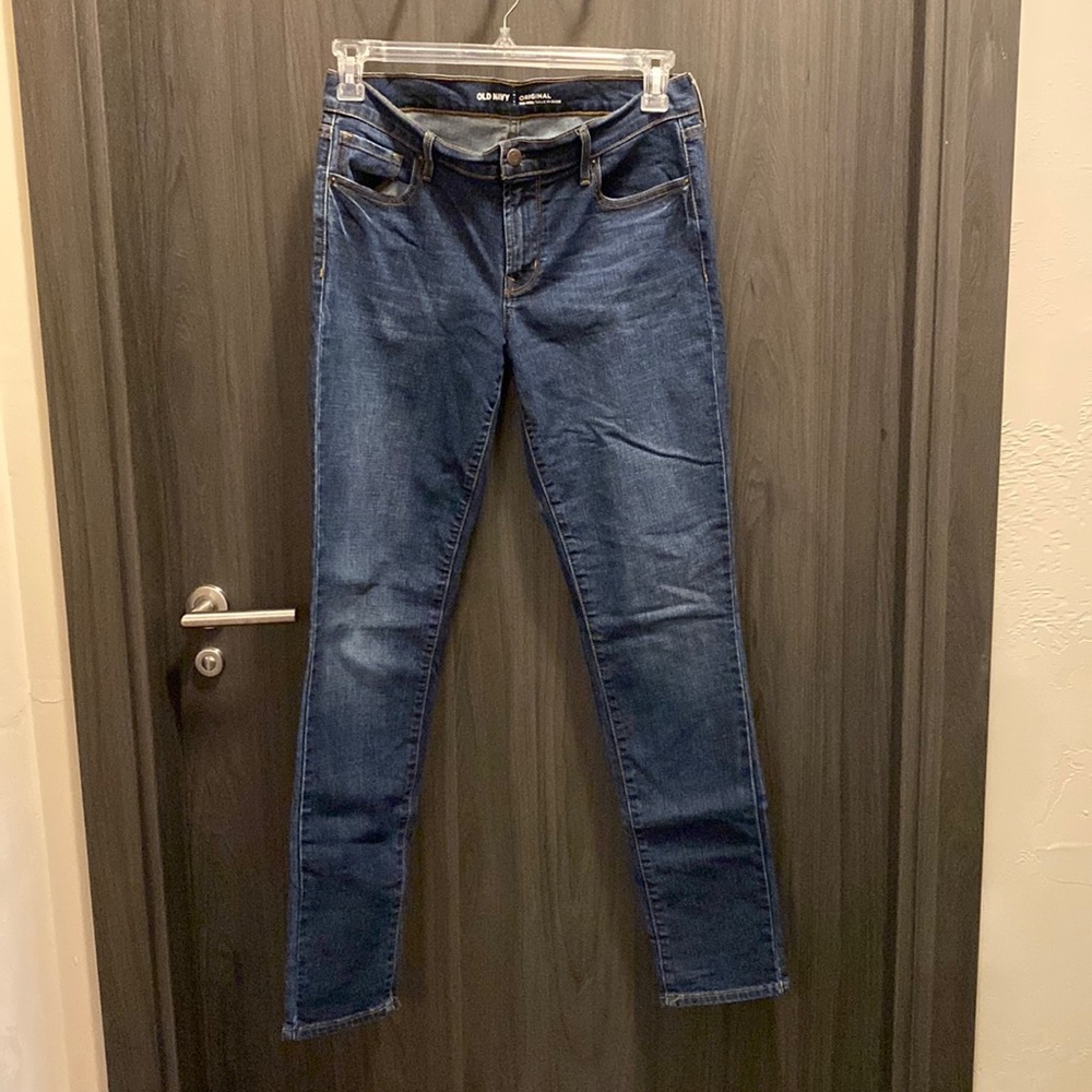 Old navy mid-rise jeans